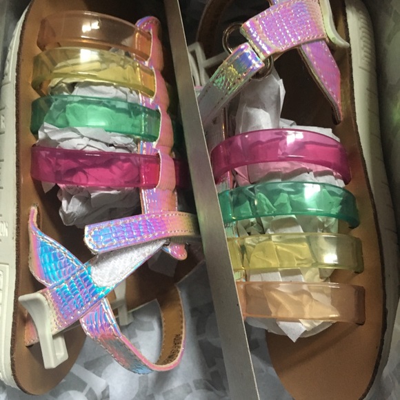 Kenneth Cole Reaction Aqua Fish Rainbow Toddler 7 - Picture 4 of 4